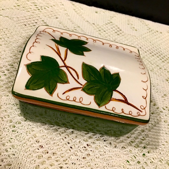 Antique Vanity Set - Picture 9 of 15